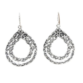 Earrings: E03602