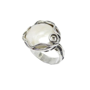 Rings: R02710