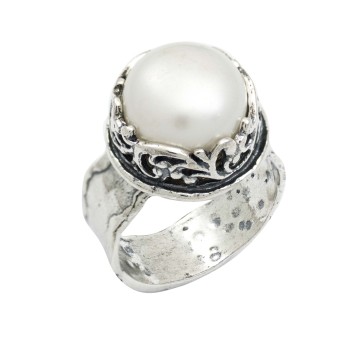 Rings: R02822