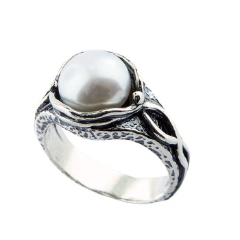 Rings: R02839